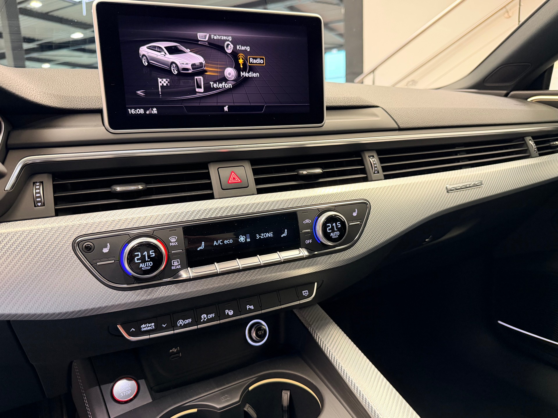 AUDI RS5 Sportback 2.9 TFSI quattro tiptronic-image-26