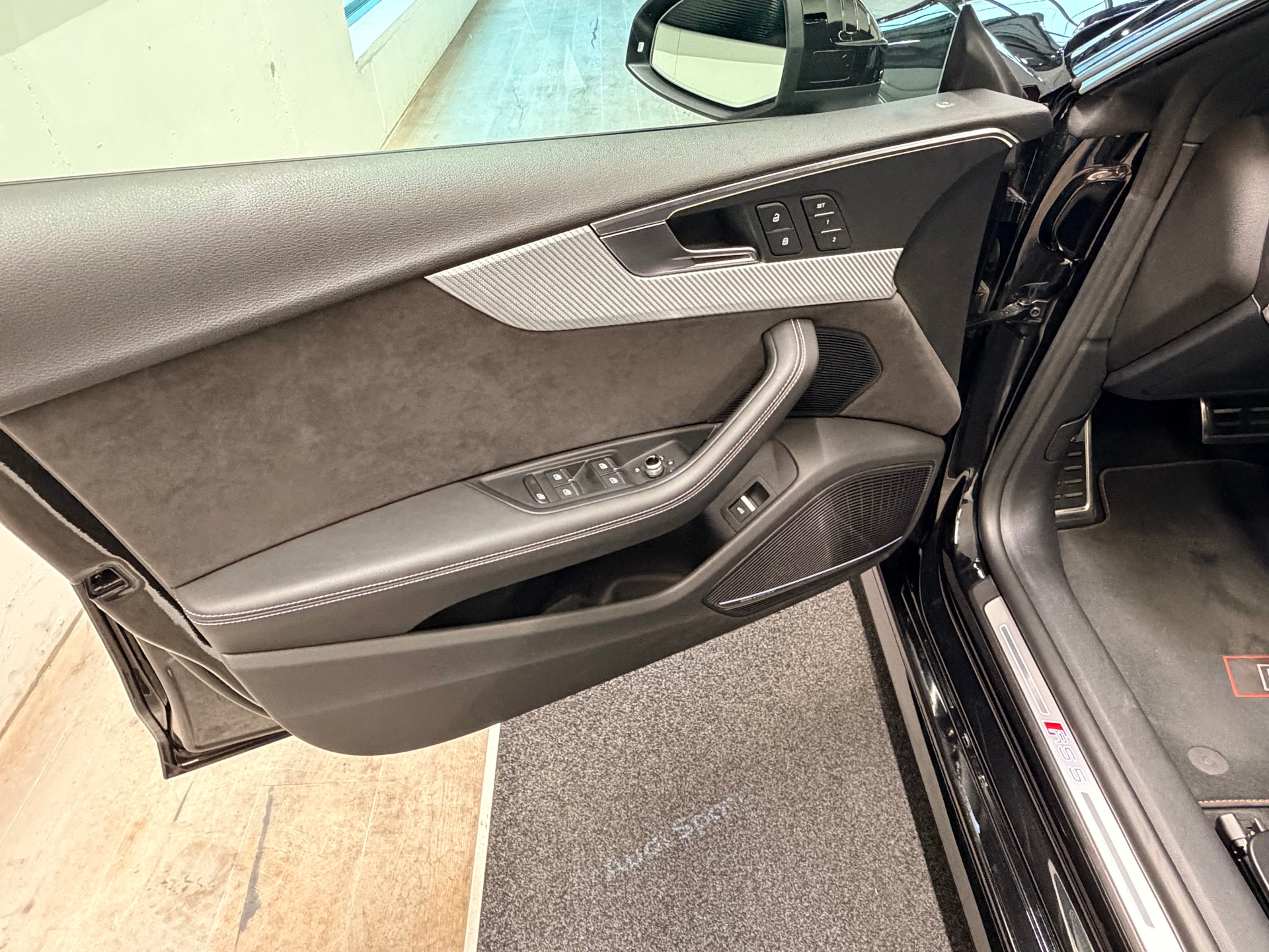 AUDI RS5 Sportback 2.9 TFSI quattro tiptronic-image-14