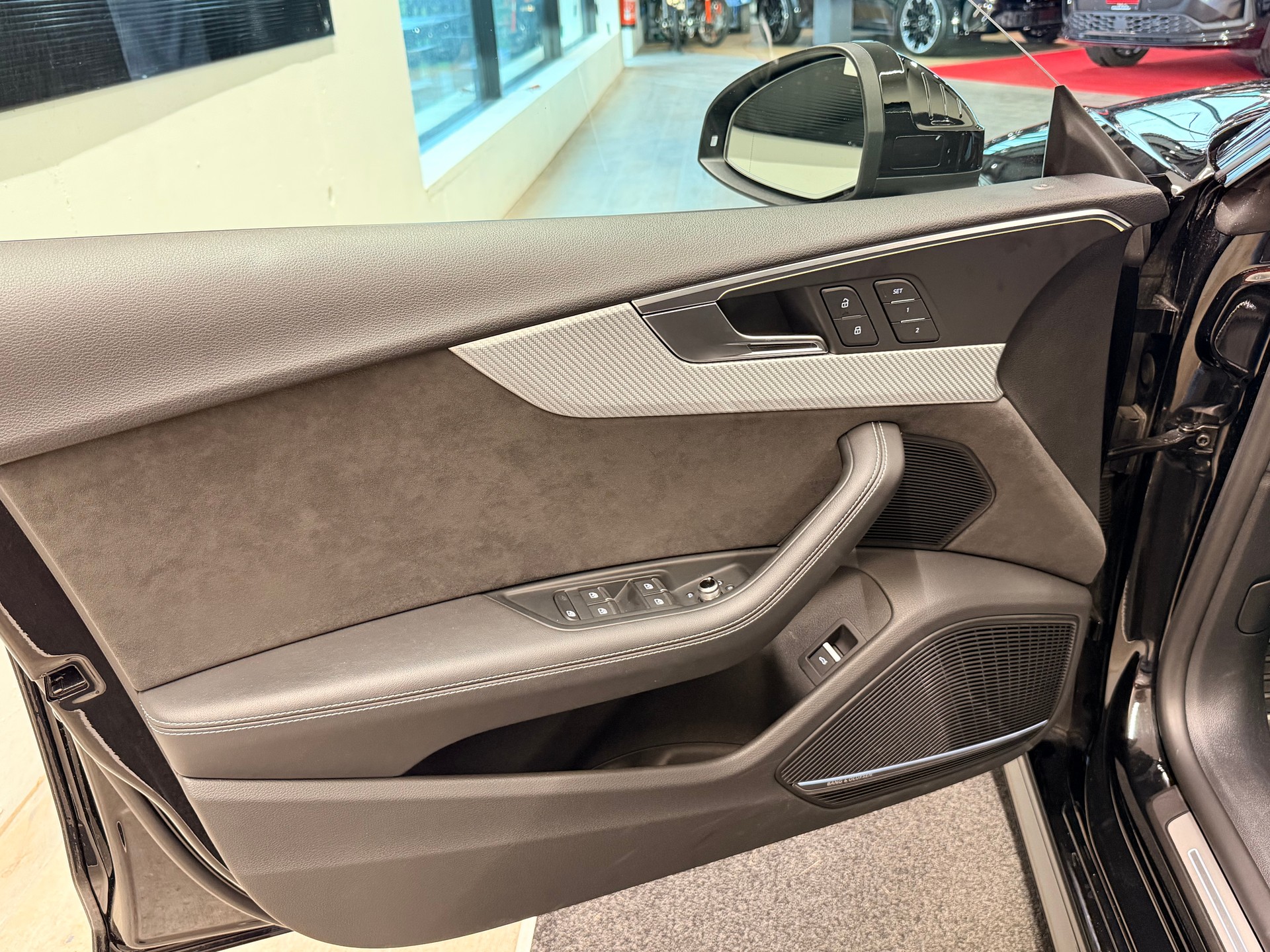 AUDI RS5 Sportback 2.9 TFSI quattro tiptronic-image-13