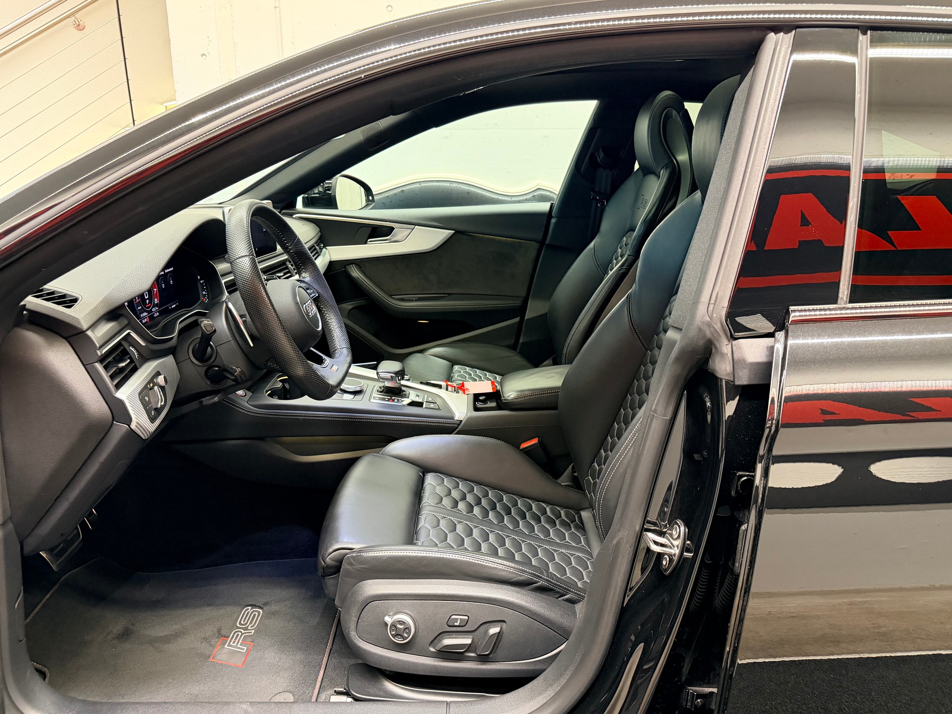 AUDI RS5 Sportback 2.9 TFSI quattro tiptronic-image-15