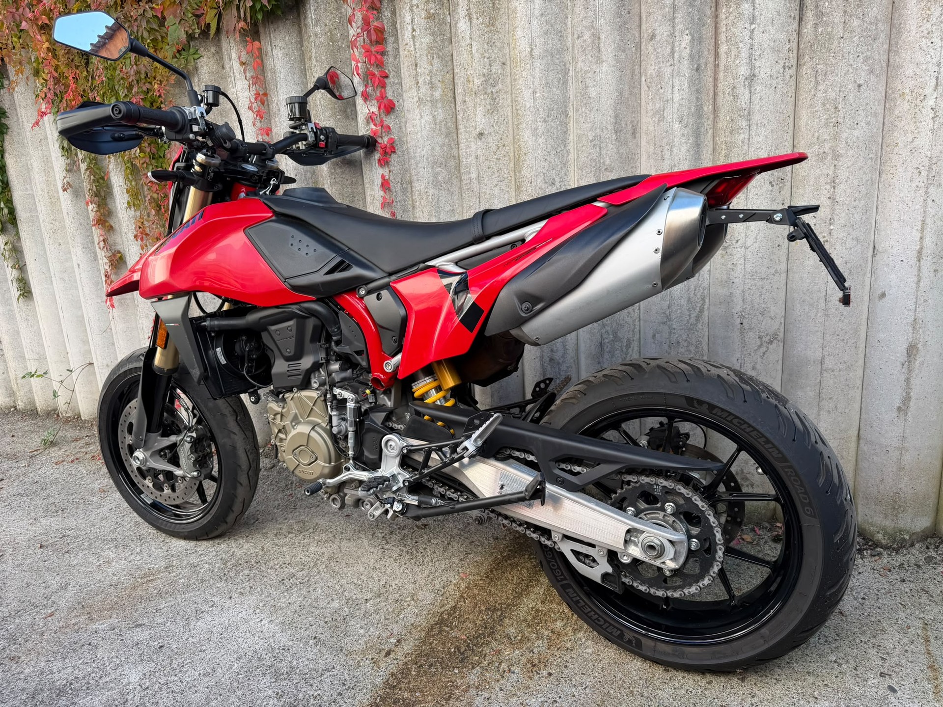 DUCATI Hypermotard 698 Mono (35kW)-image-2