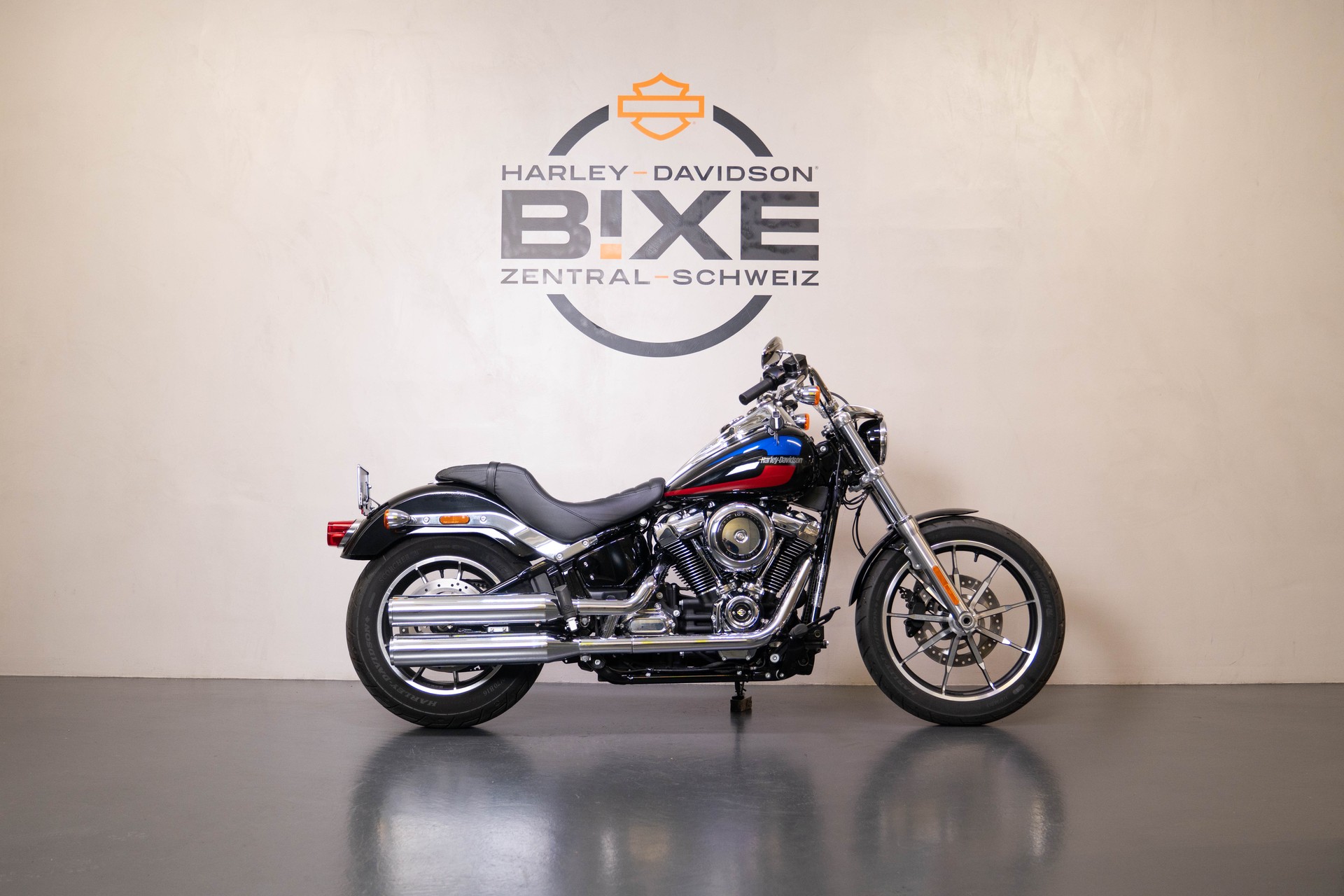 HARLEY-DAVIDSON FXLR Low Rider 107 ABS