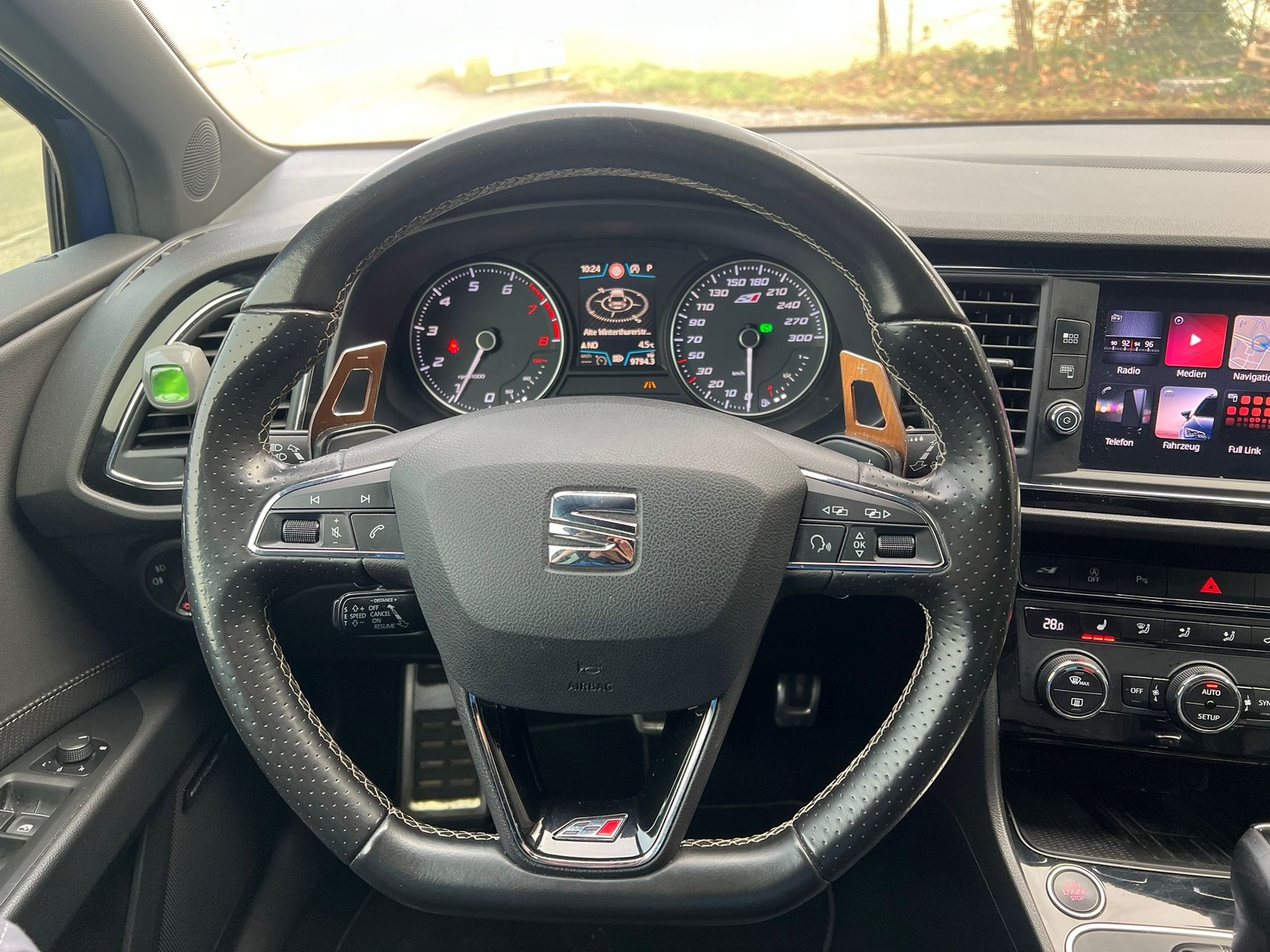 SEAT Leon ST 2.0 TSI Cupra 300 4 Drive DSG-image-5
