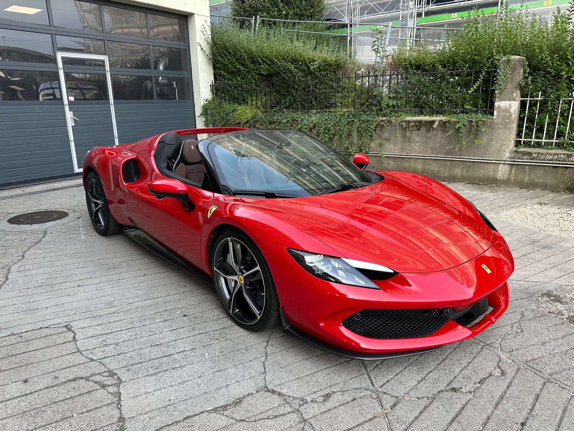 FERRARI 296 GTS-image-2