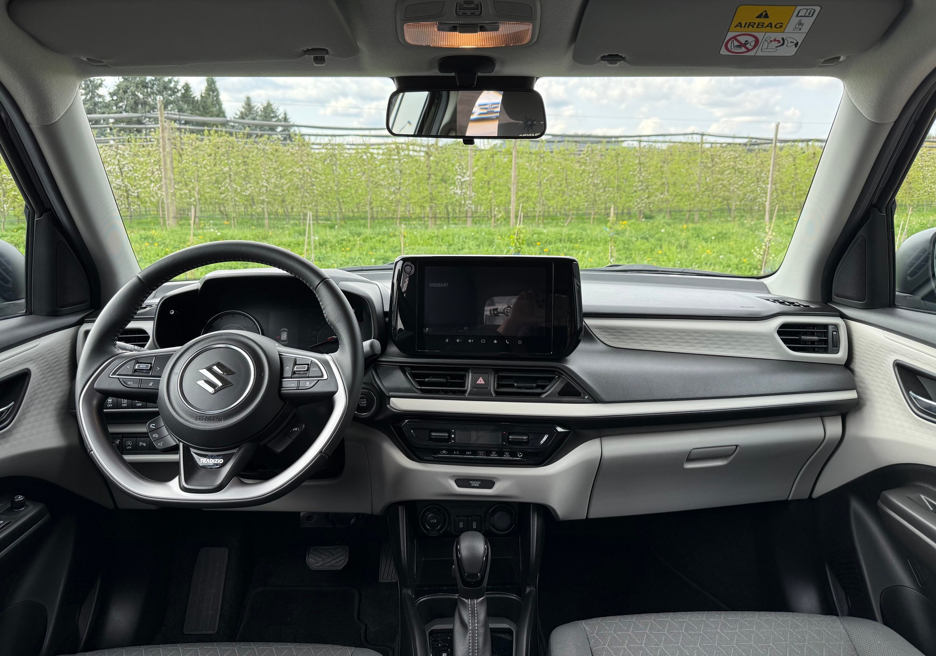 SUZUKI Swift 1.2 Tradizio Hybrid CVT-image-8