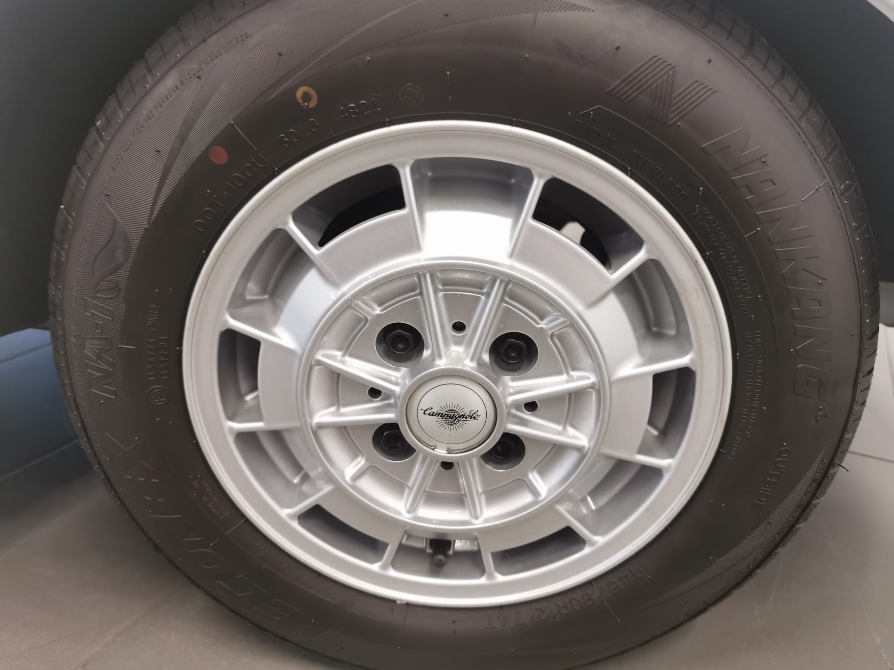SEAT 600E-image-10