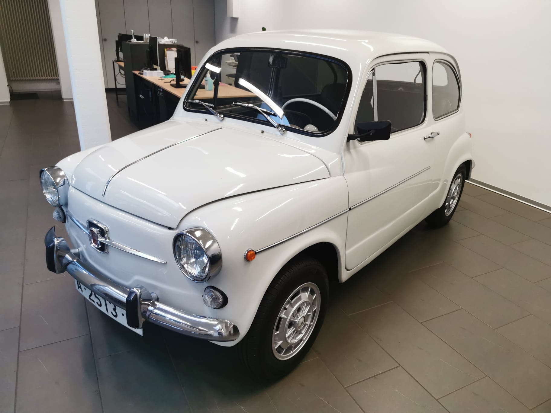 SEAT 600E