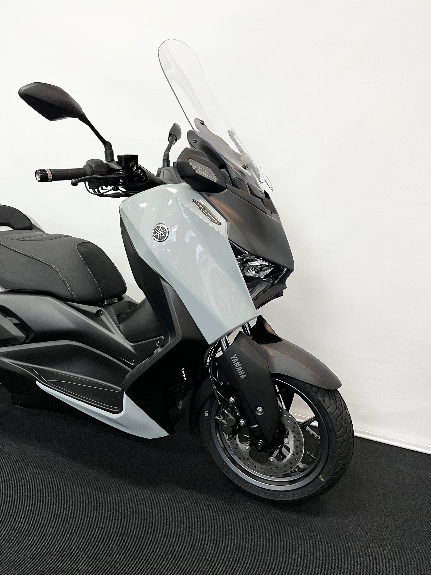 YAMAHA X-Max YP 125 Tech Max-image-2