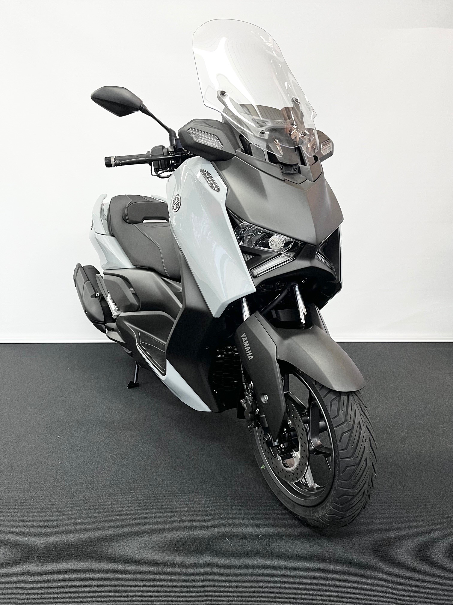YAMAHA X-Max YP 125 Tech Max-image-4