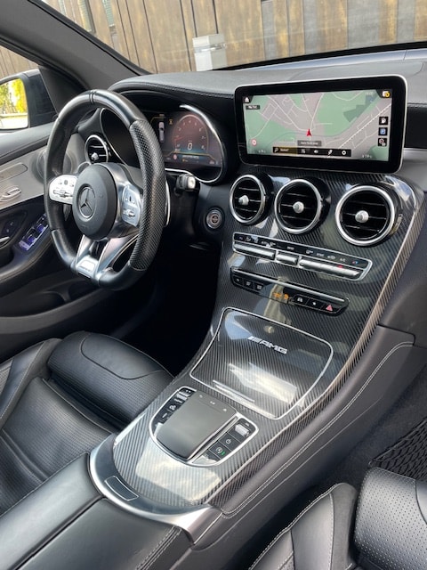 MERCEDES-BENZ GLC 63 AMG 4Matic 9G-Tronic-image-19