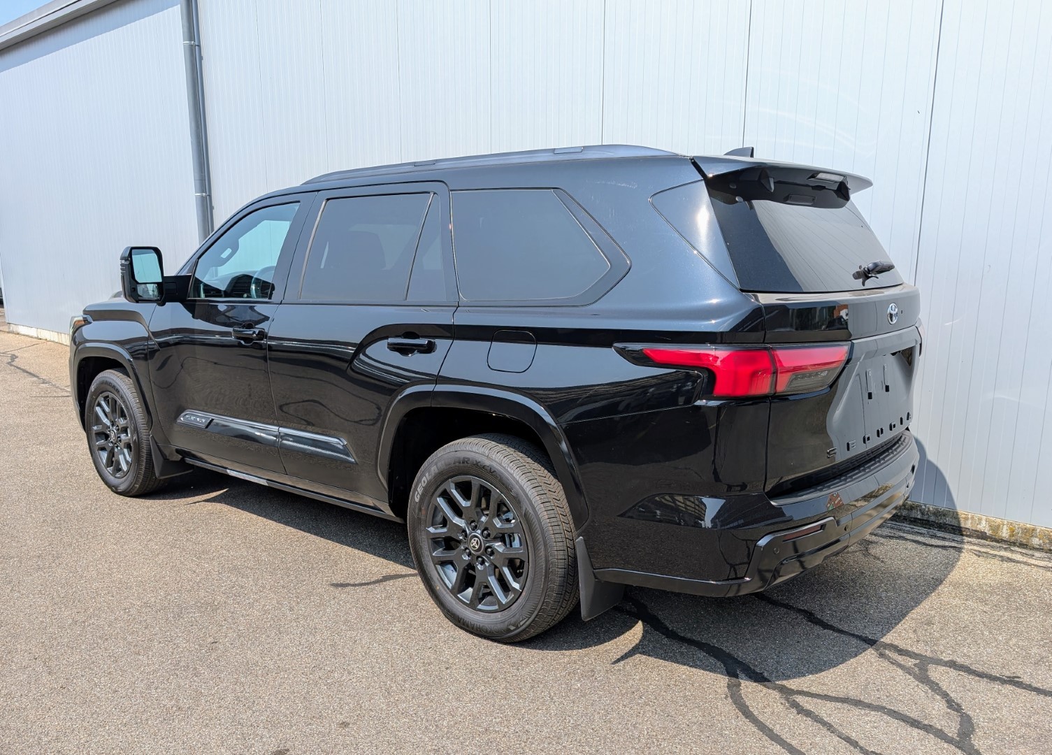 TOYOTA SEQUOIA Platinum Hybrid 4WD 2025-image-10