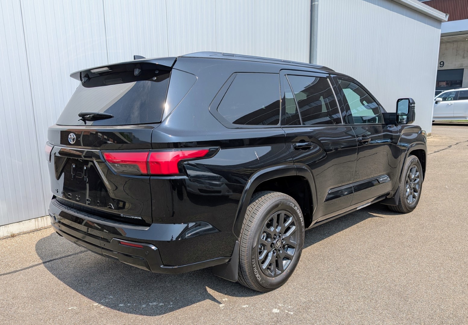 TOYOTA SEQUOIA Platinum Hybrid 4WD 2025-image-15