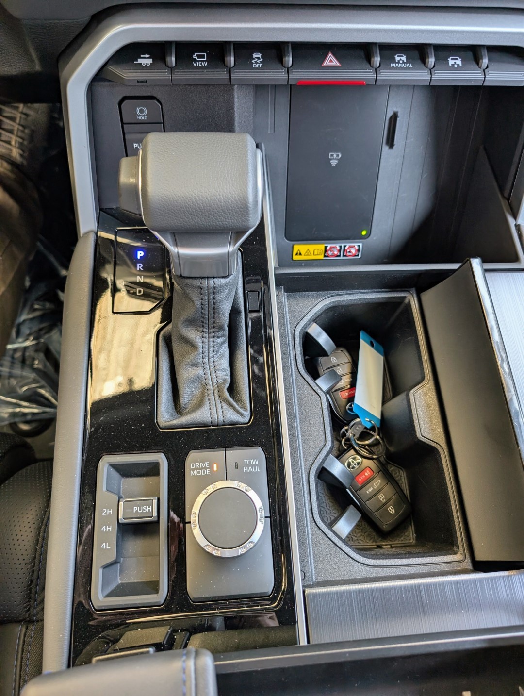 TOYOTA SEQUOIA Platinum Hybrid 4WD 2025-image-6