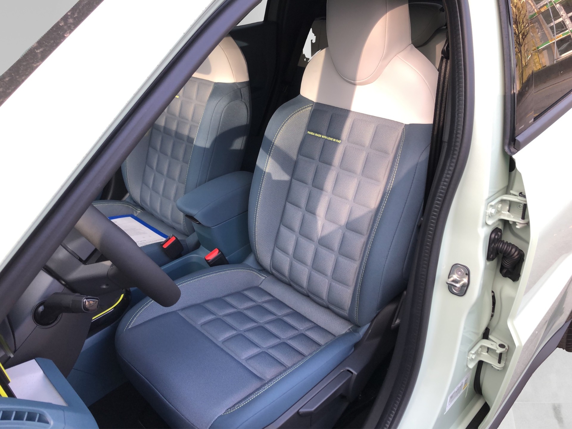 FIAT Grande Panda MHEV La Prima-image-8