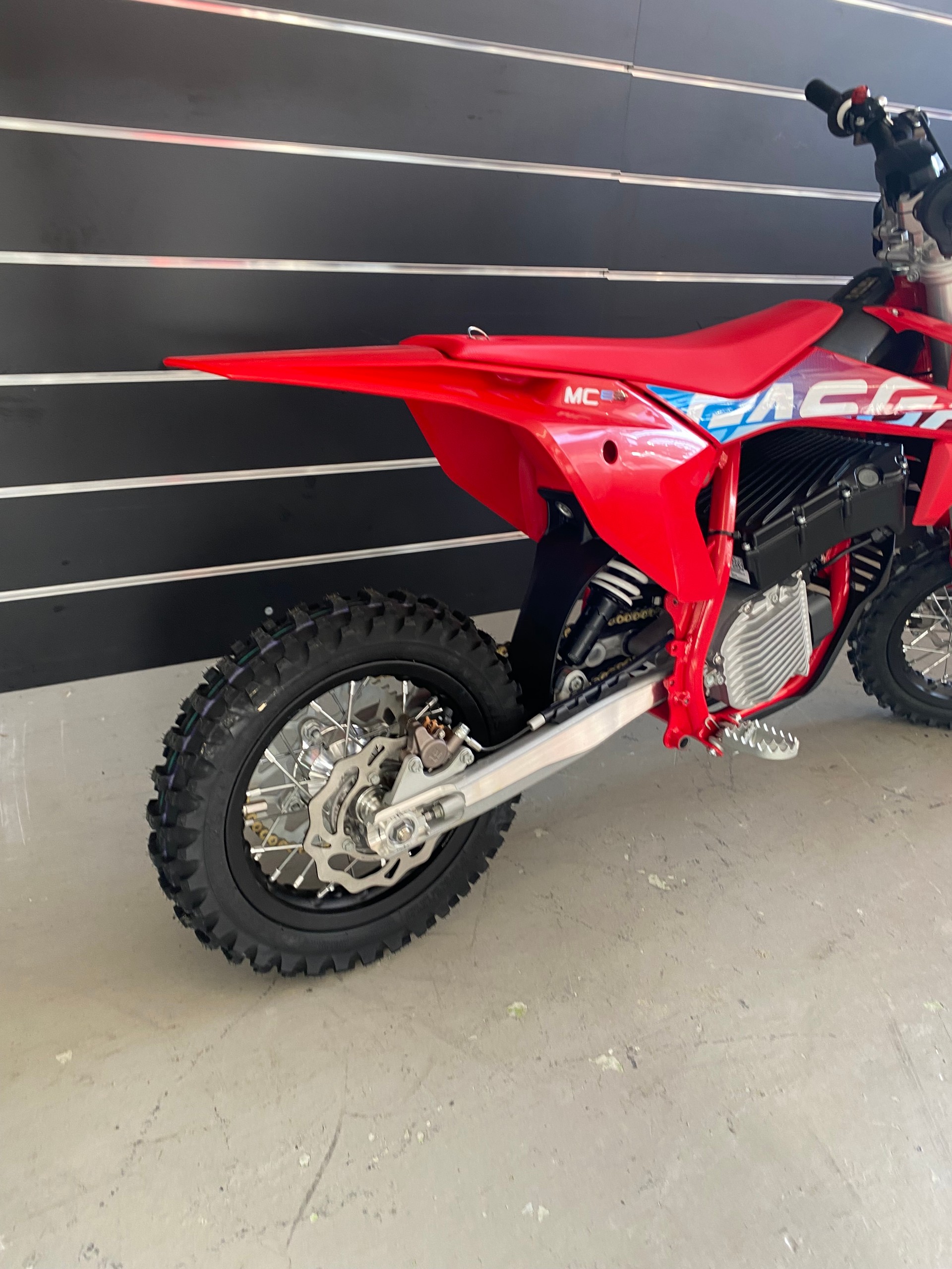 GASGAS MC-E 3 2024-image-2