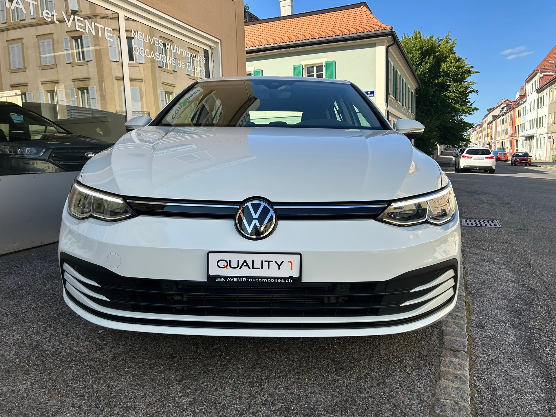 VW Golf VIII 1.0 TSI Life-image-4
