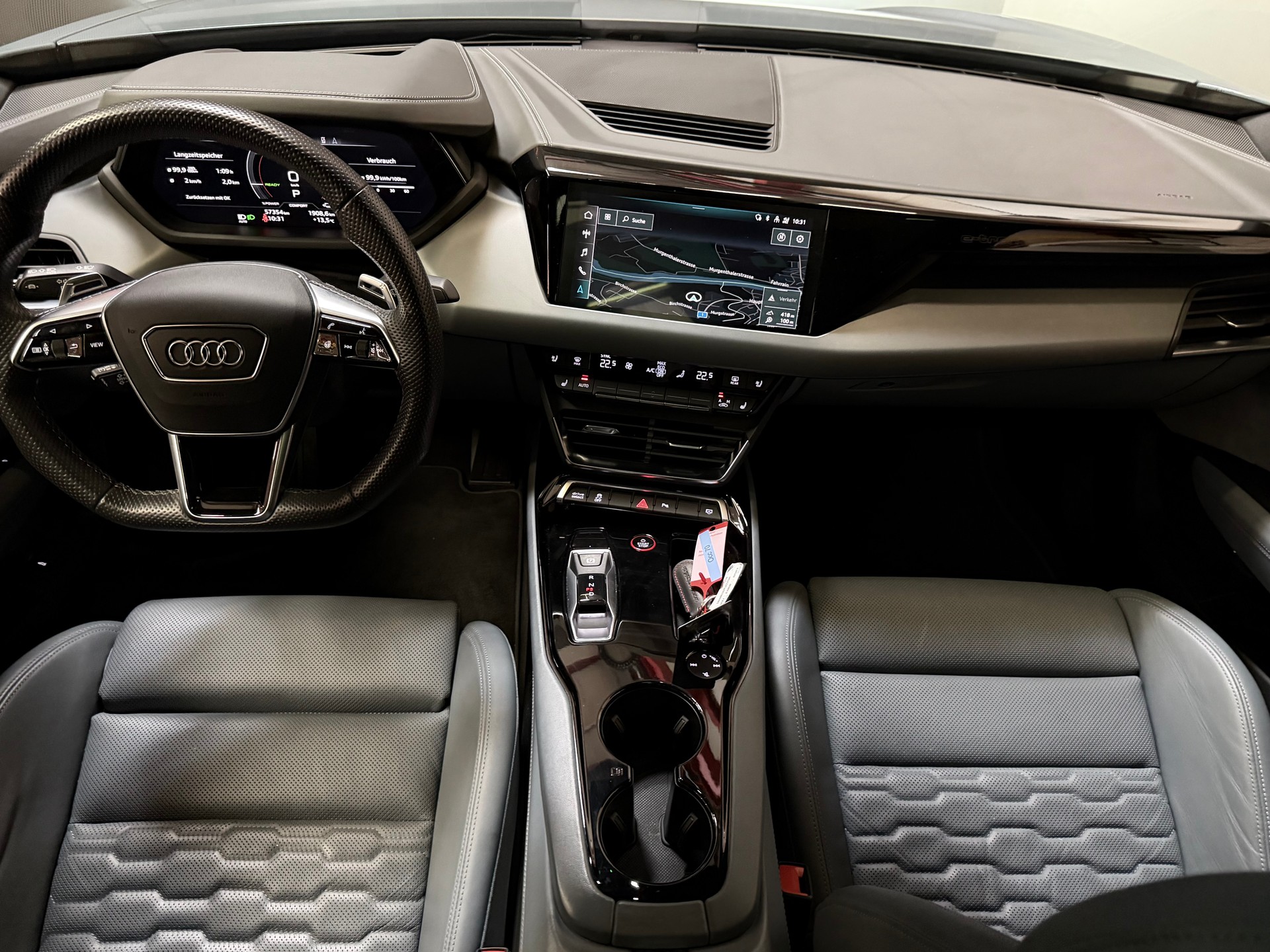 AUDI e-tron GT quattro-image-13