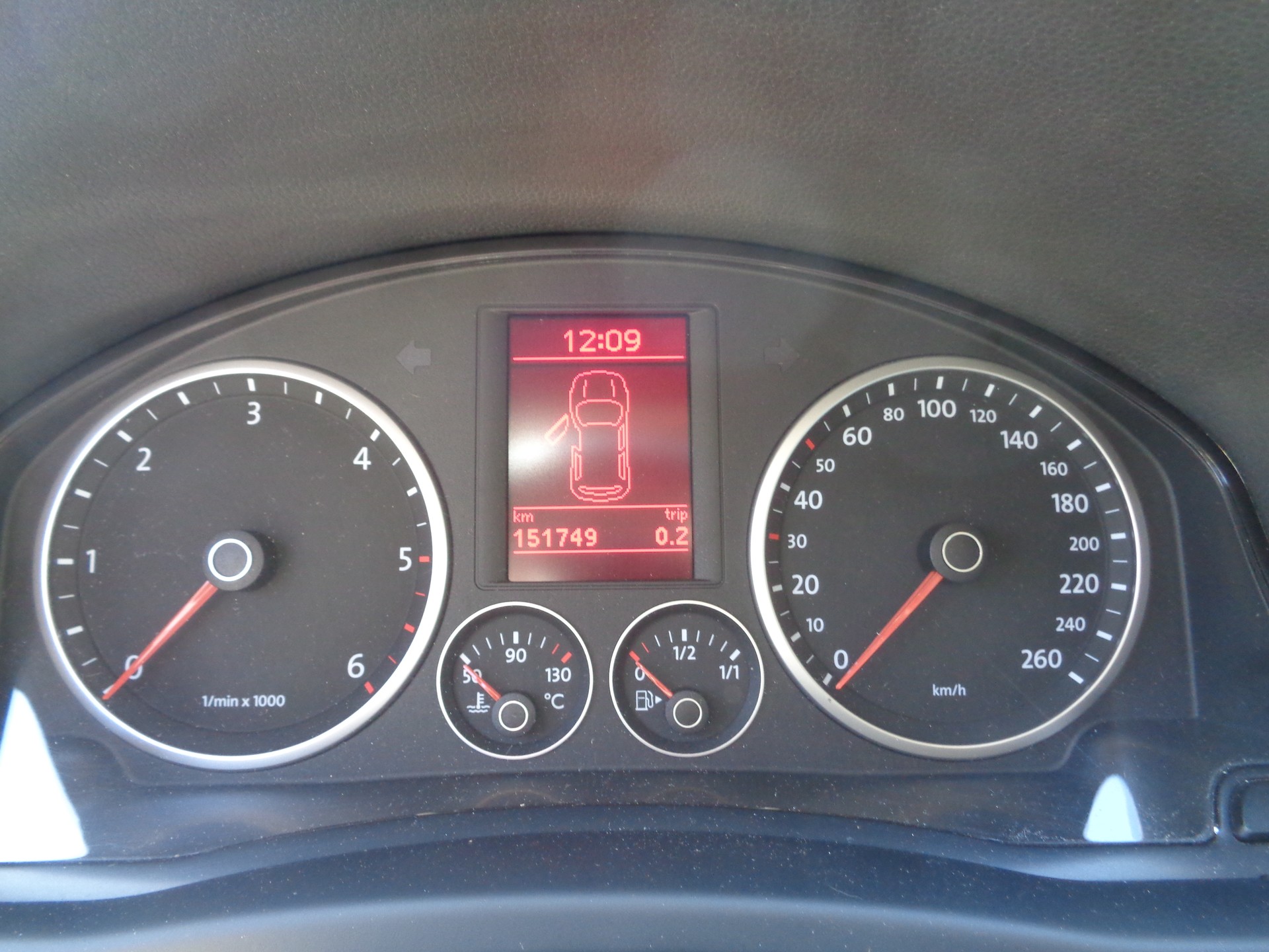 VW Tiguan 2.0 TDI Track&Field Tiptronic-image-15