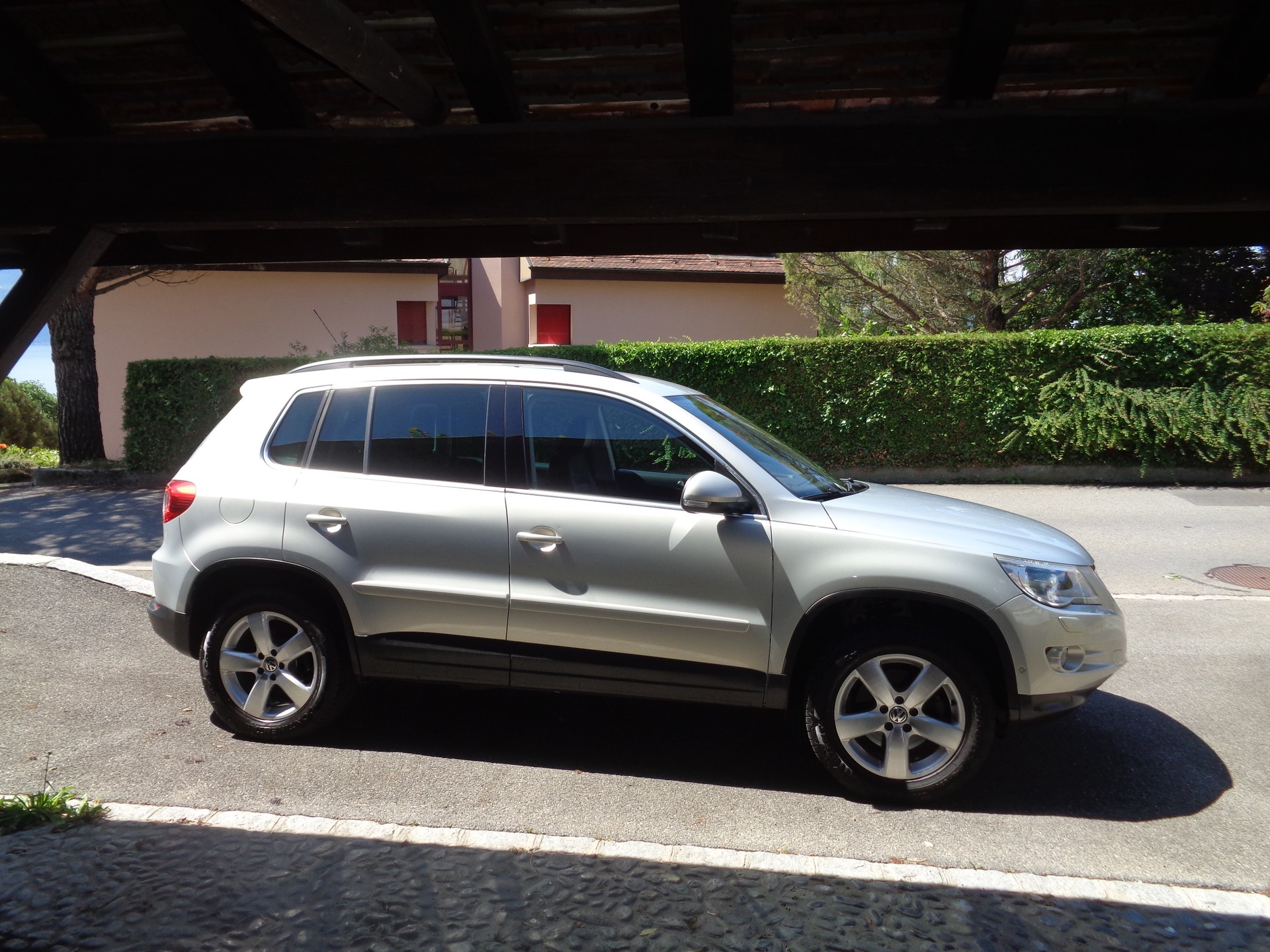 VW Tiguan 2.0 TDI Track&Field Tiptronic-image-4