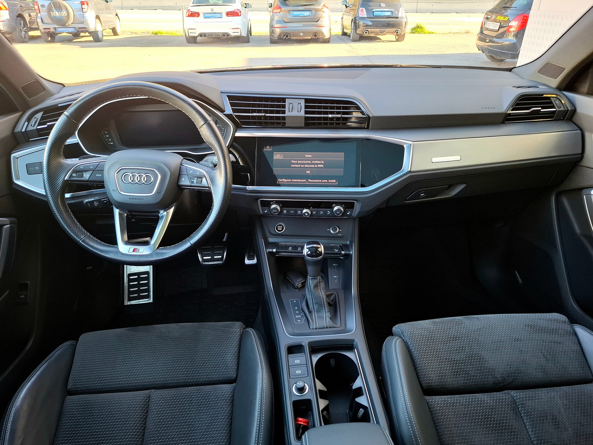 AUDI Q3 40 TDI S line quattro S-tronic-image-9