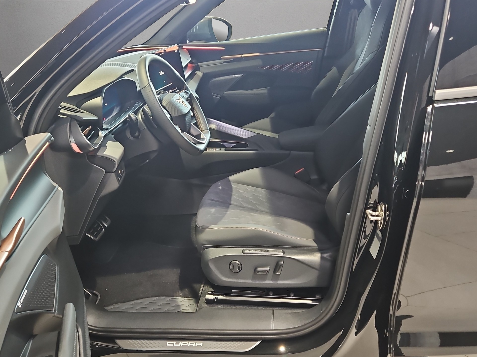 CUPRA Terramar 2.0 TSI DSG Prime Edition VZ 4Drive-image-4
