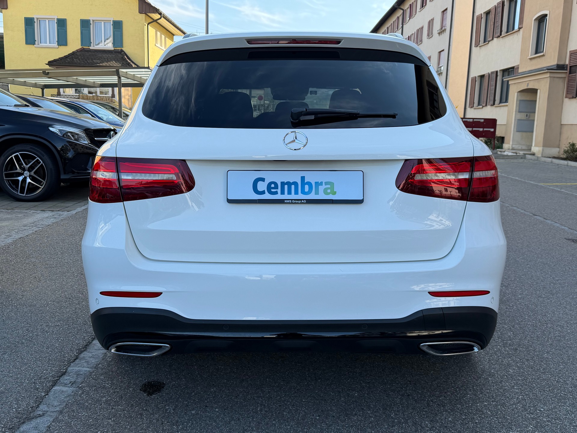 MERCEDES-BENZ GLC 350 d AMG Line 4Matic 9G-Tronic-image-4