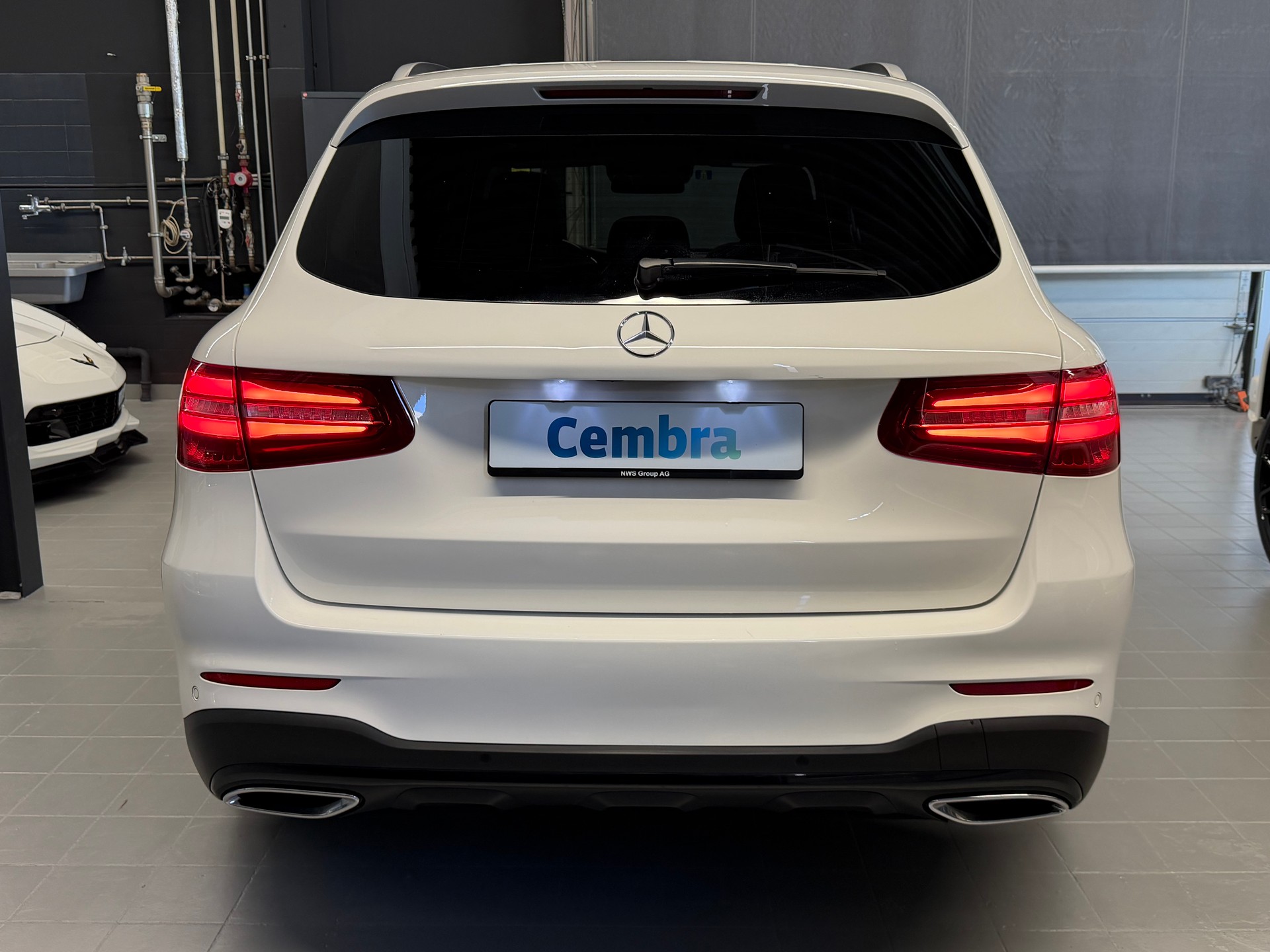 MERCEDES-BENZ GLC 350 d AMG Line 4Matic 9G-Tronic-image-5