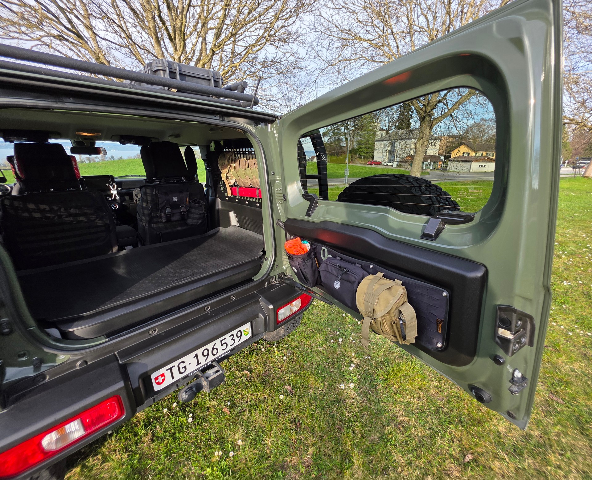 SUZUKI Jimny 1.5 Compact Top 4x4 Automat-image-5