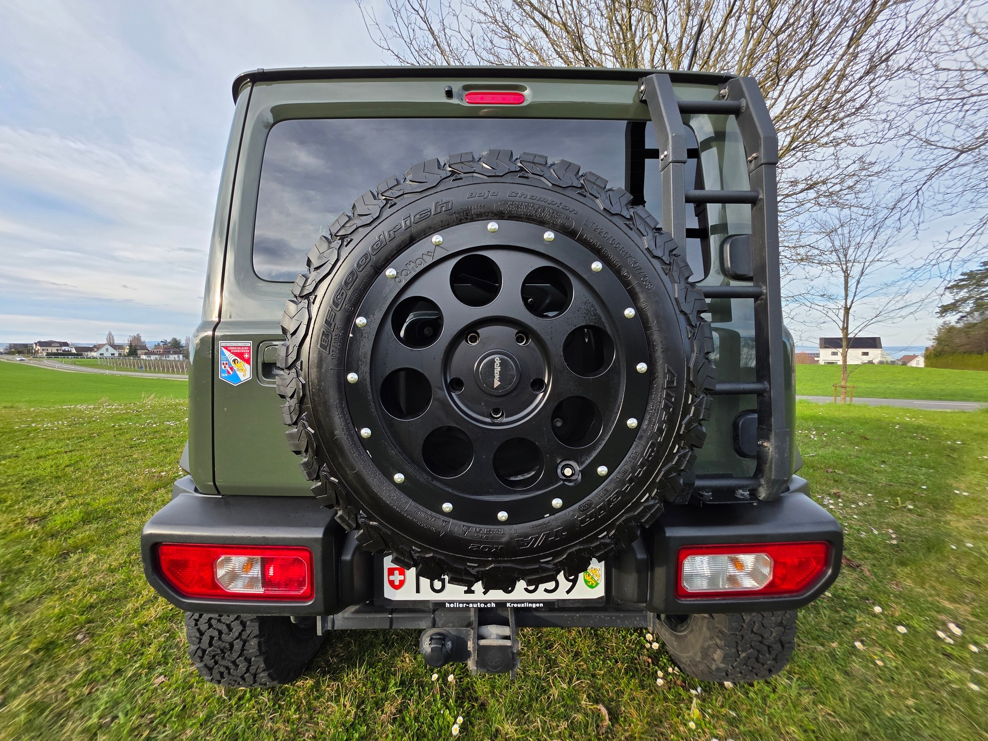 SUZUKI Jimny 1.5 Compact Top 4x4 Automat-image-4