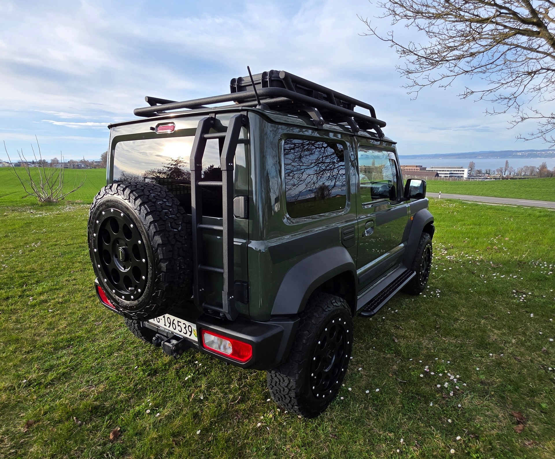 SUZUKI Jimny 1.5 Compact Top 4x4 Automat-image-2