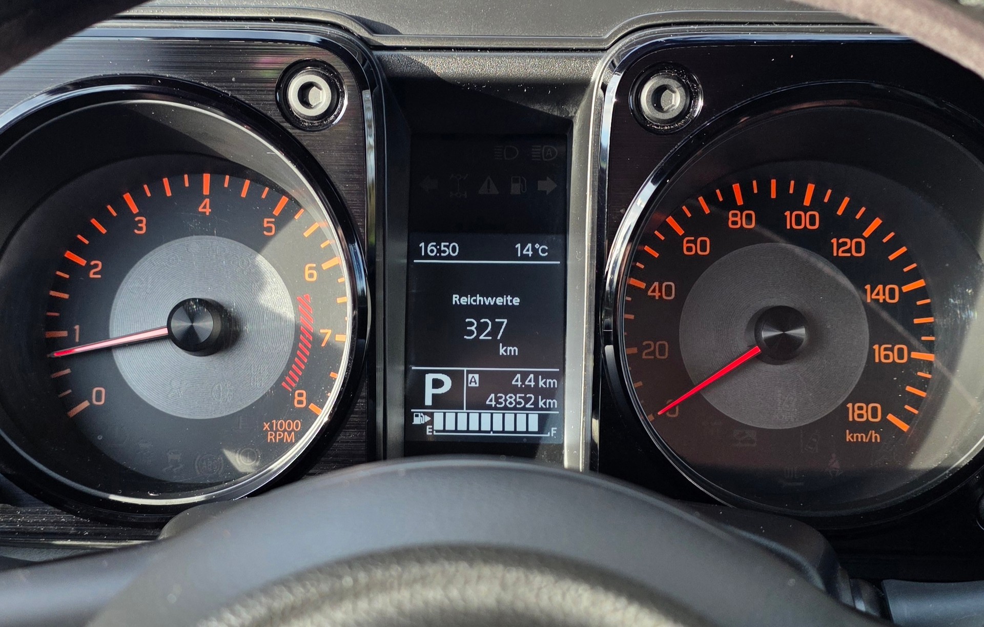 SUZUKI Jimny 1.5 Compact Top 4x4 Automat-image-15