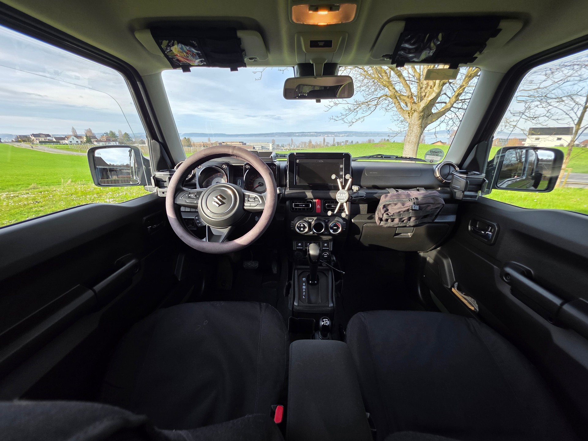 SUZUKI Jimny 1.5 Compact Top 4x4 Automat-image-12