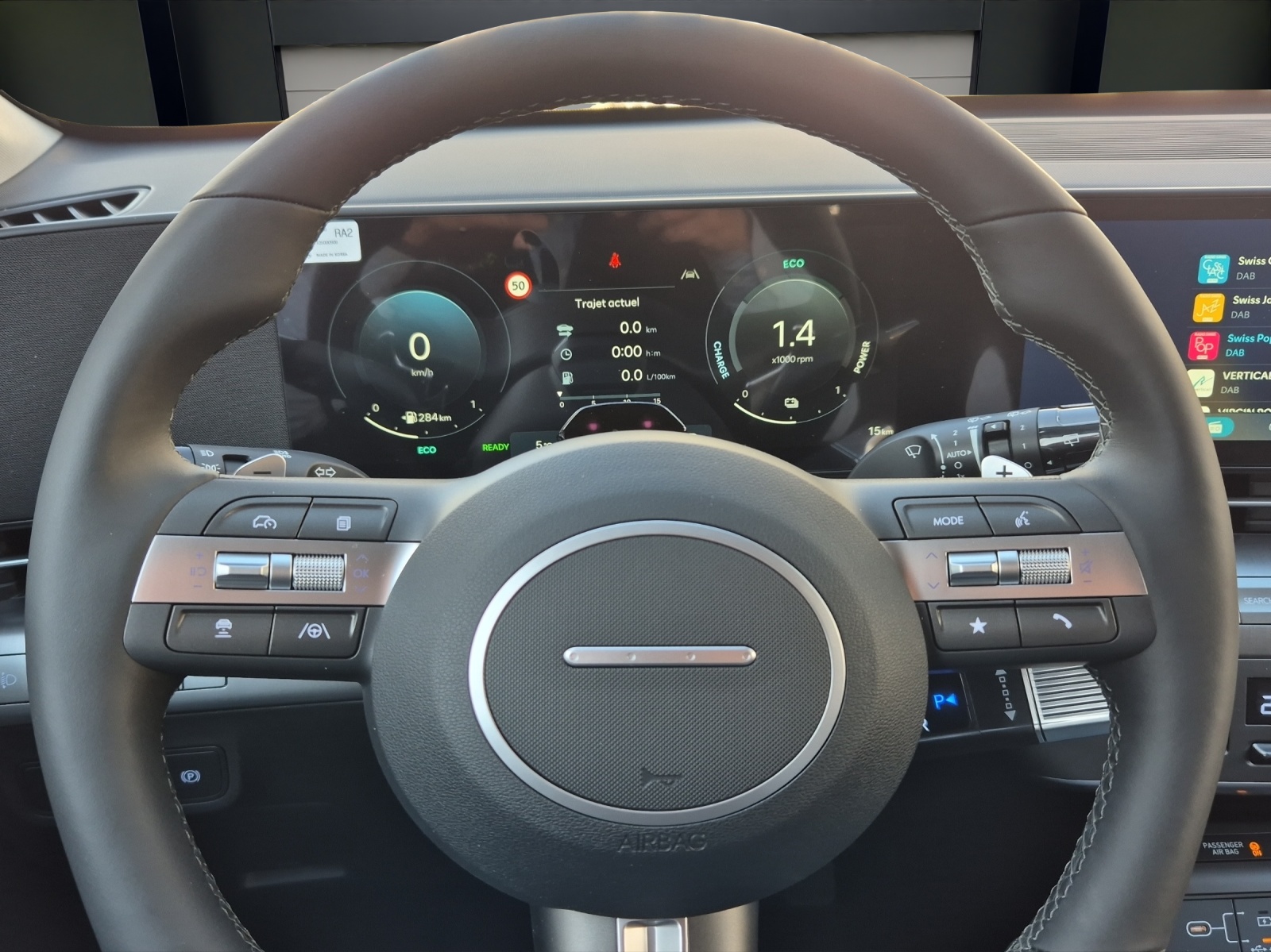 HYUNDAI Kona 1.6 GDi HEV Amplia DCT-image-6