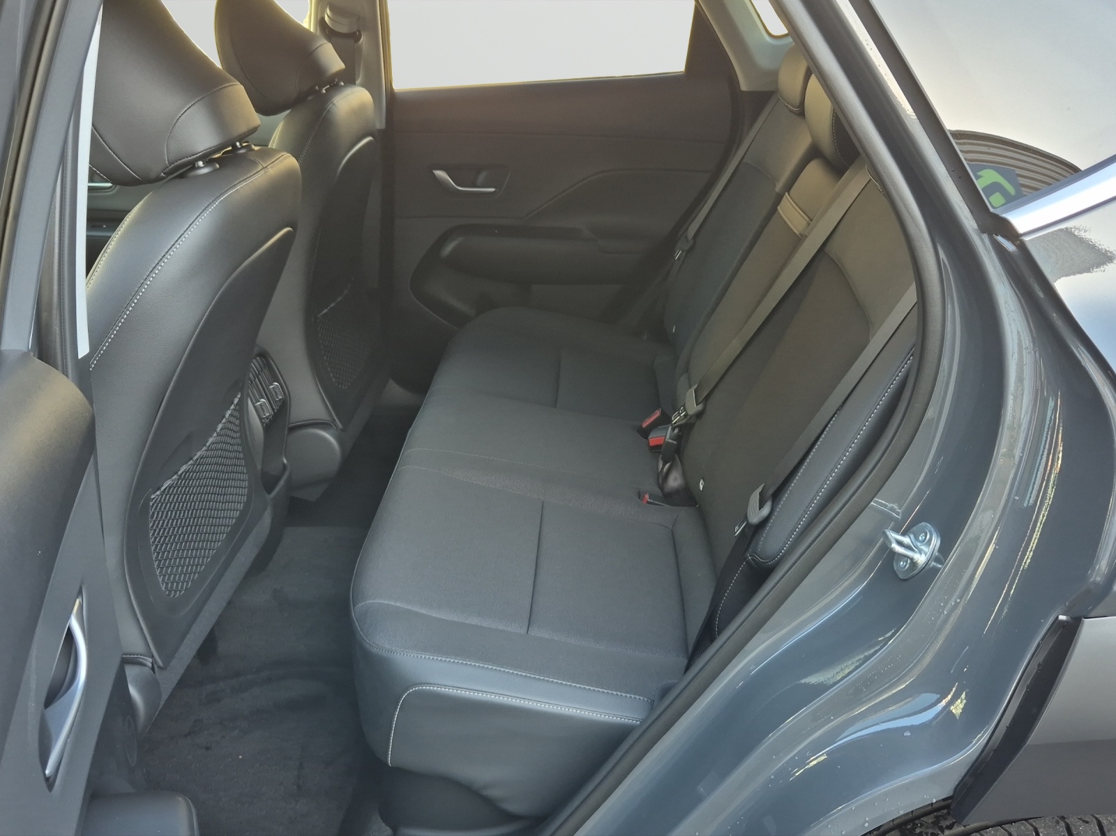 HYUNDAI Kona 1.6 GDi HEV Amplia DCT-image-11