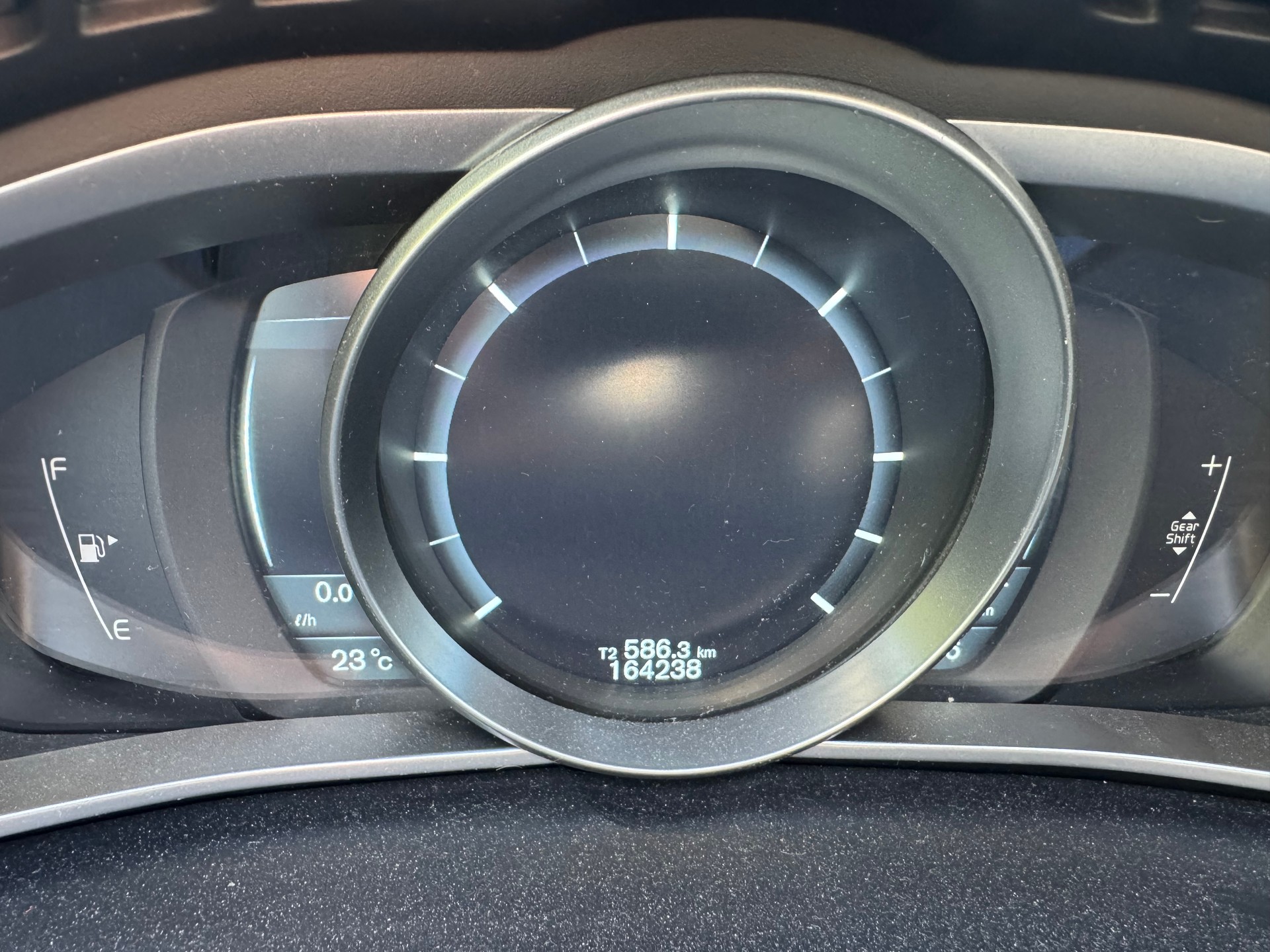 VOLVO V40 D2 Momentum-image-13