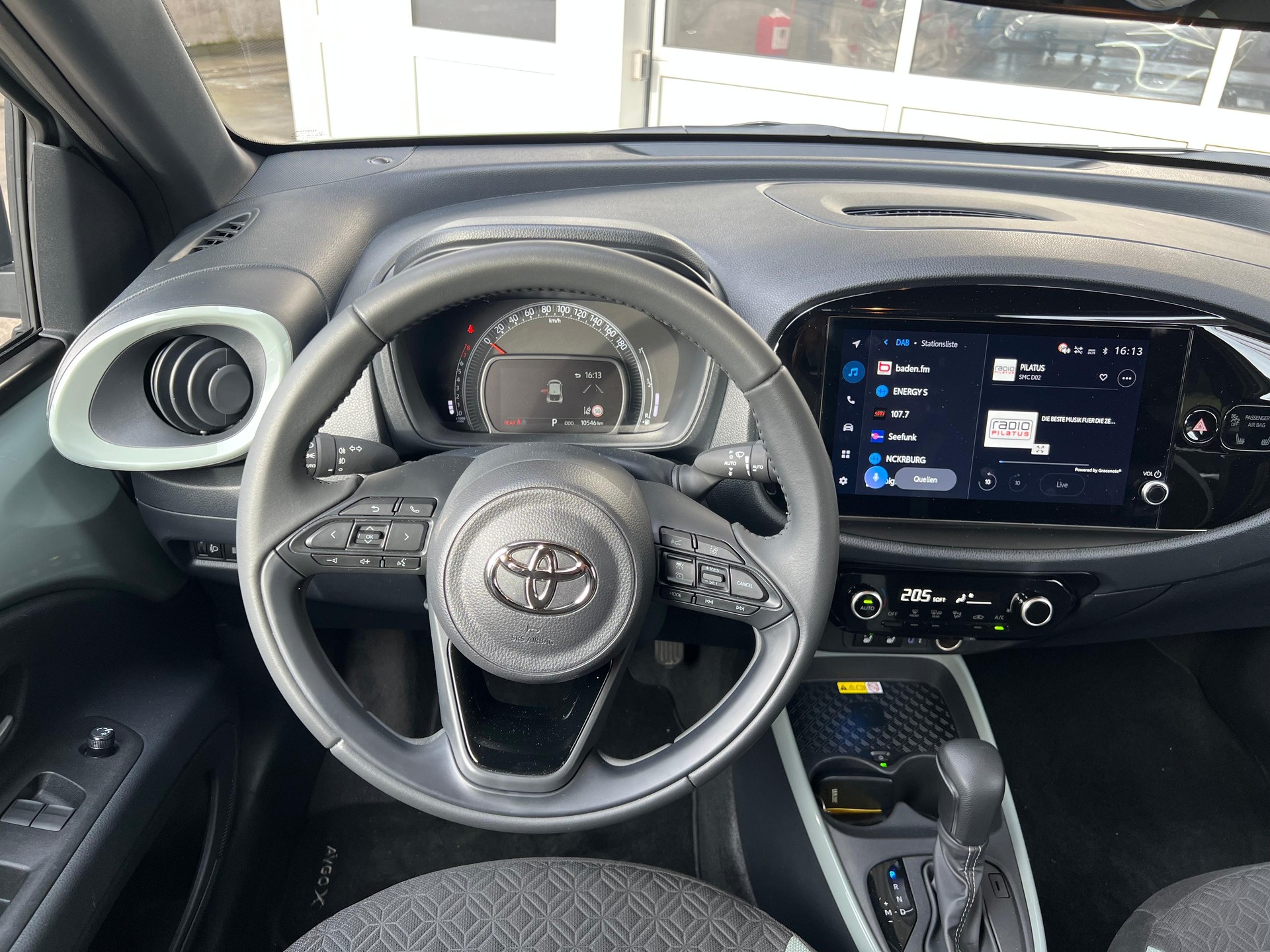 TOYOTA Aygo X 1.0 VVT-i Trend-image-13