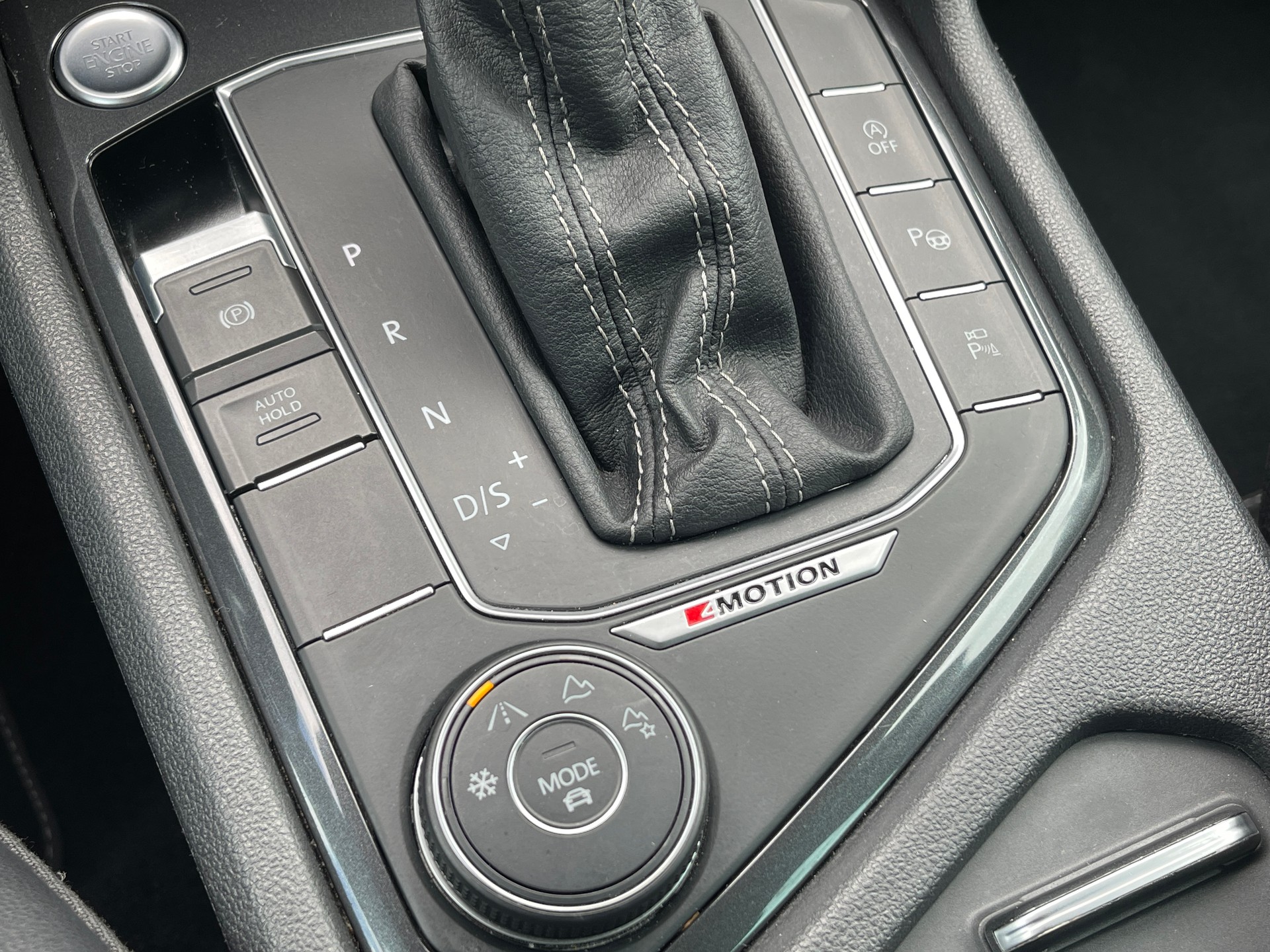 VW Tiguan 2.0TSI Highline 4Motion DSG-image-17