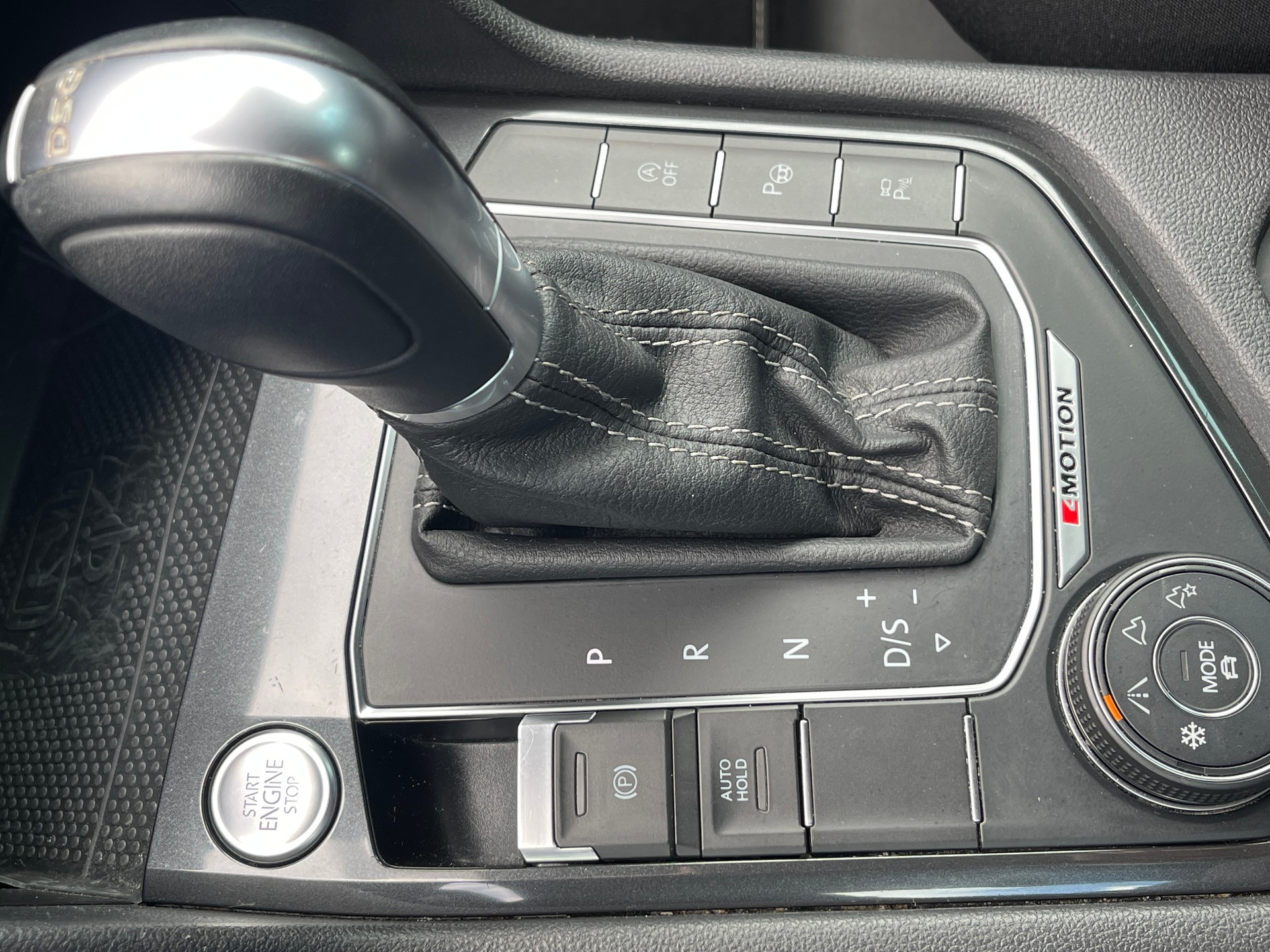VW Tiguan 2.0TSI Highline 4Motion DSG-image-18