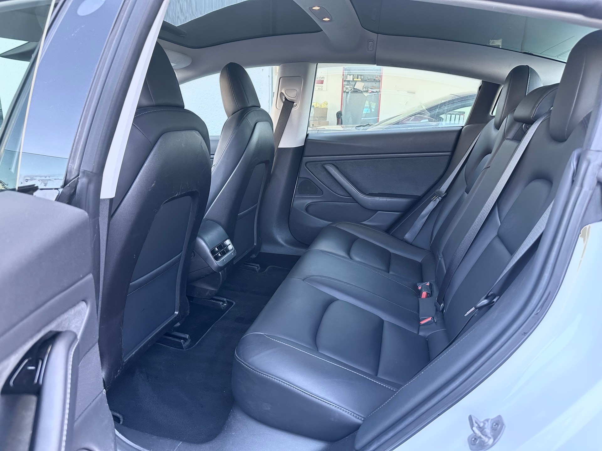 TESLA Model 3 Long Range Dual Motor AWD-image-6