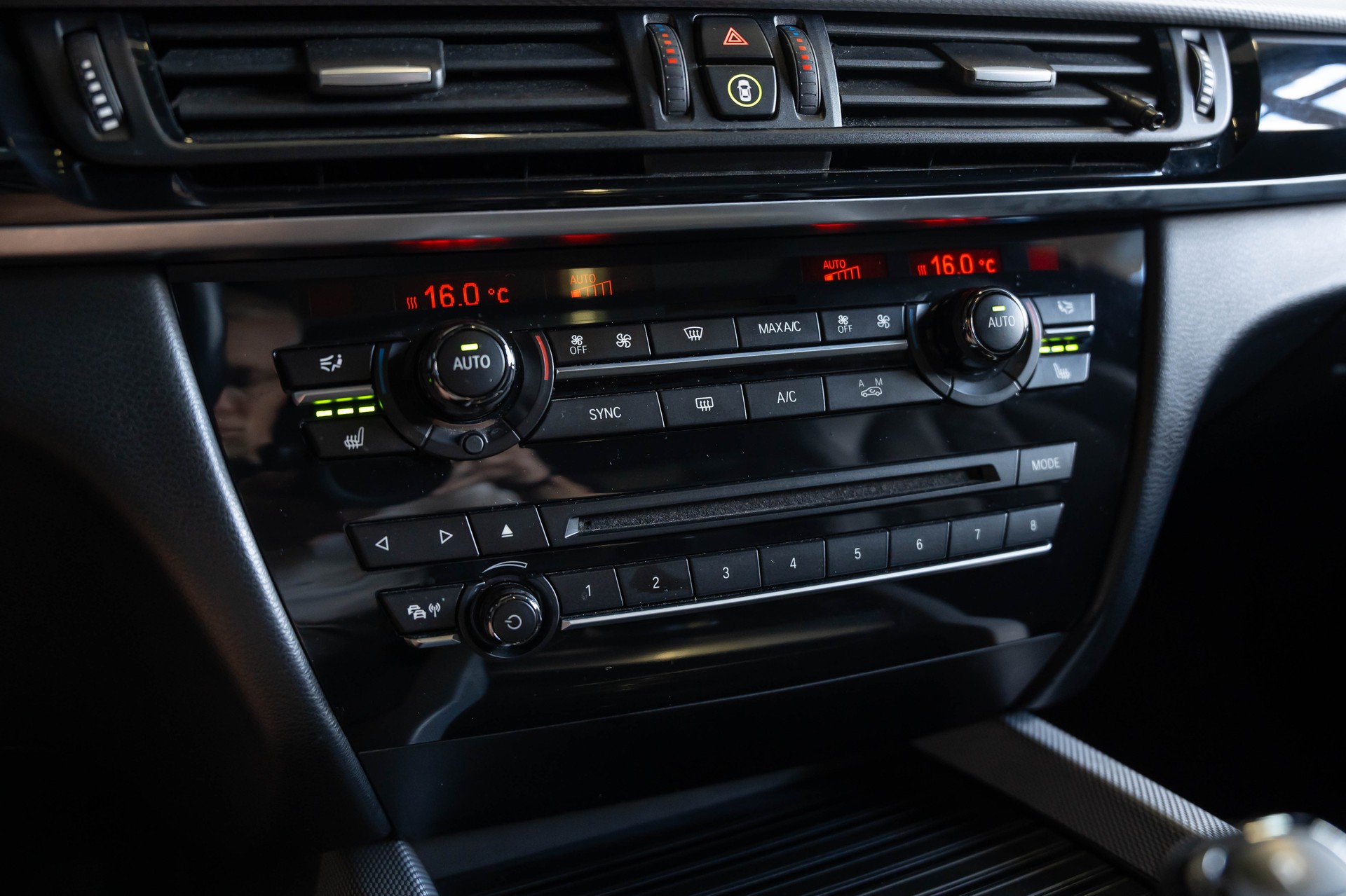 BMW X5 xDrive M50d Steptronic-image-31