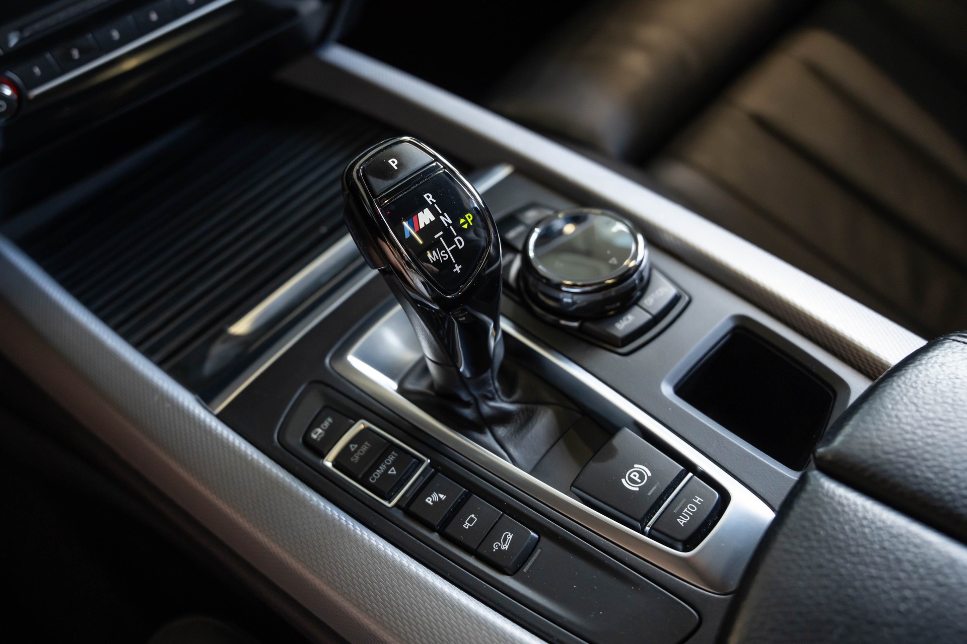 BMW X5 xDrive M50d Steptronic-image-34