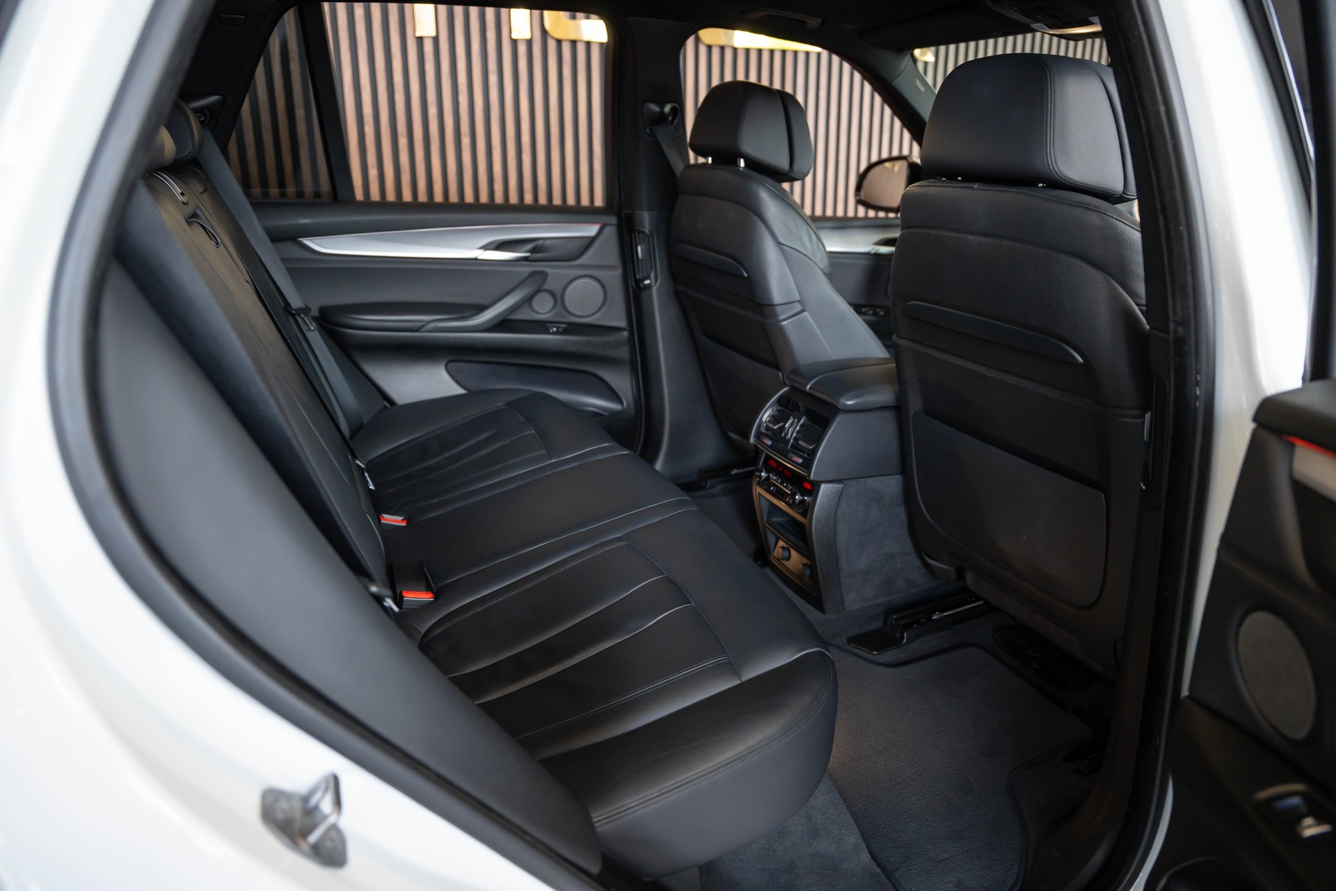 BMW X5 xDrive M50d Steptronic-image-17