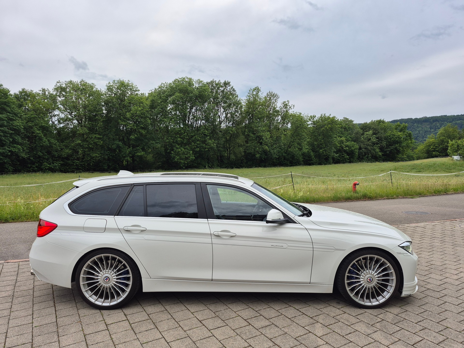 BMW-ALPINA B3 BiTurbo Touring 3.0 xDrive Switch-Tronic-image-3
