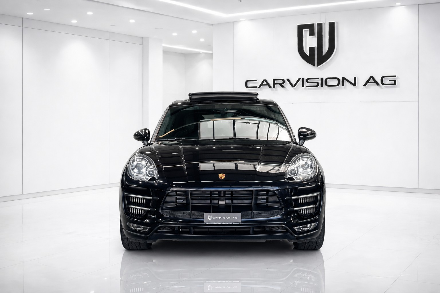 PORSCHE Macan Turbo PDK * Sport Chrono *-image-1