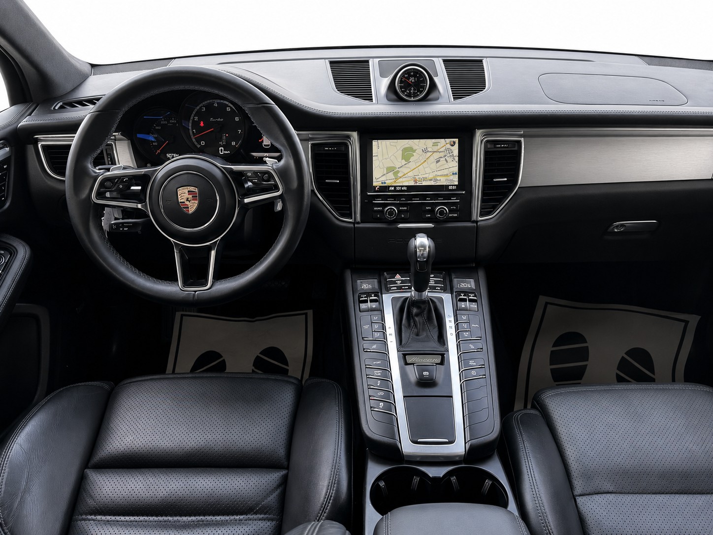PORSCHE Macan Turbo PDK * Sport Chrono *-image-7