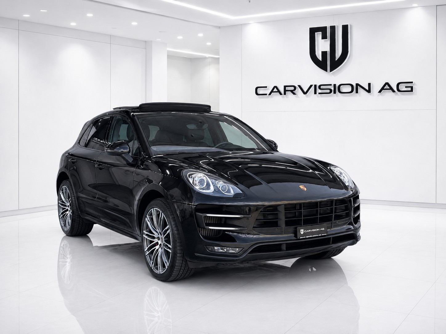 PORSCHE Macan Turbo PDK * Sport Chrono *-image-2