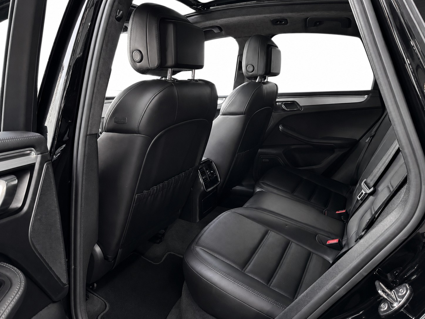 PORSCHE Macan Turbo PDK * Sport Chrono *-image-12