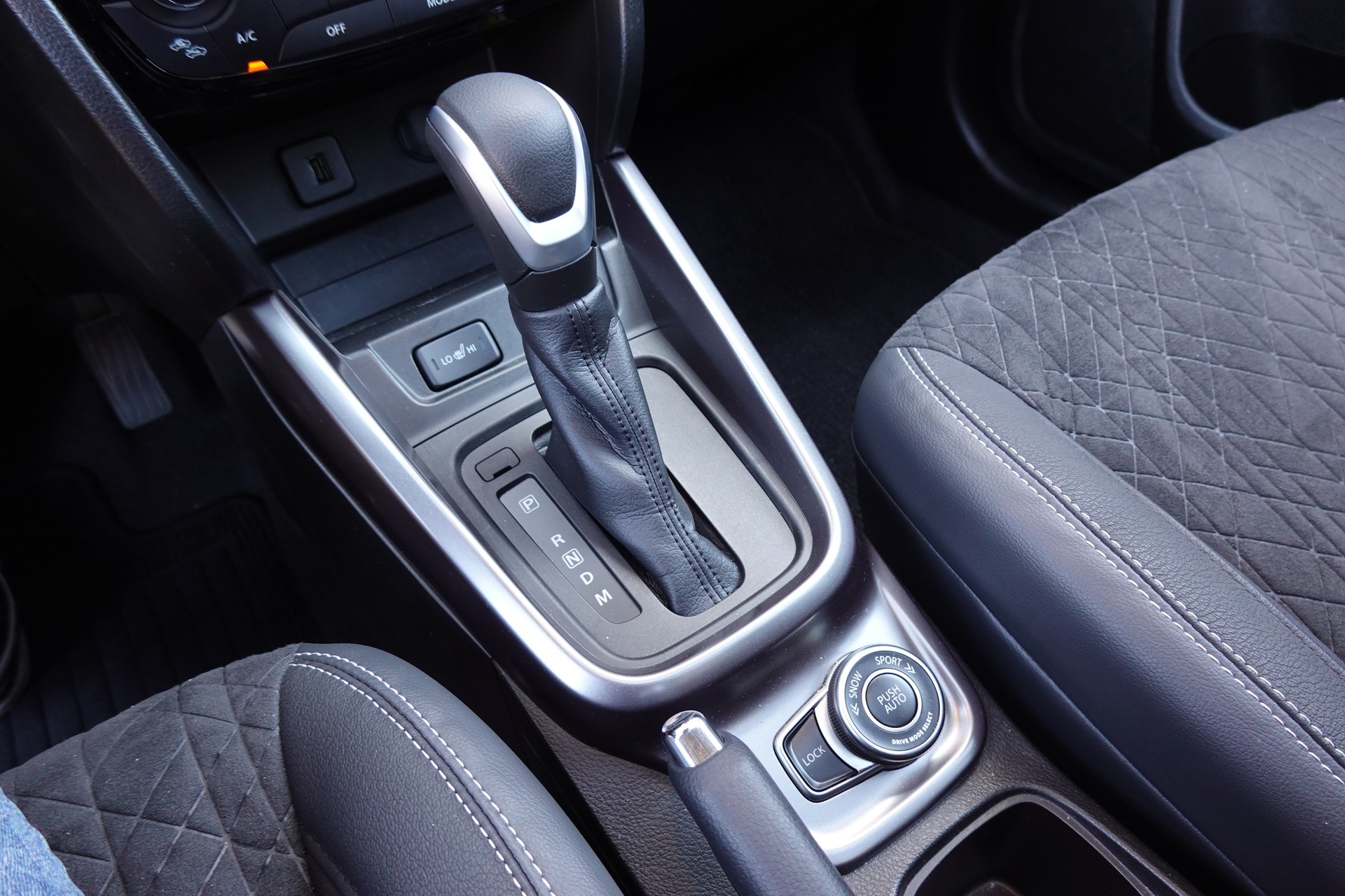 SUZUKI Vitara 1.5 Hybrid Edition 35 Top 4x4 AGS - " Toit Ouvrant * GPS * Caméra * Tempomat Adaptatif * Sièges chauffants "-image-20