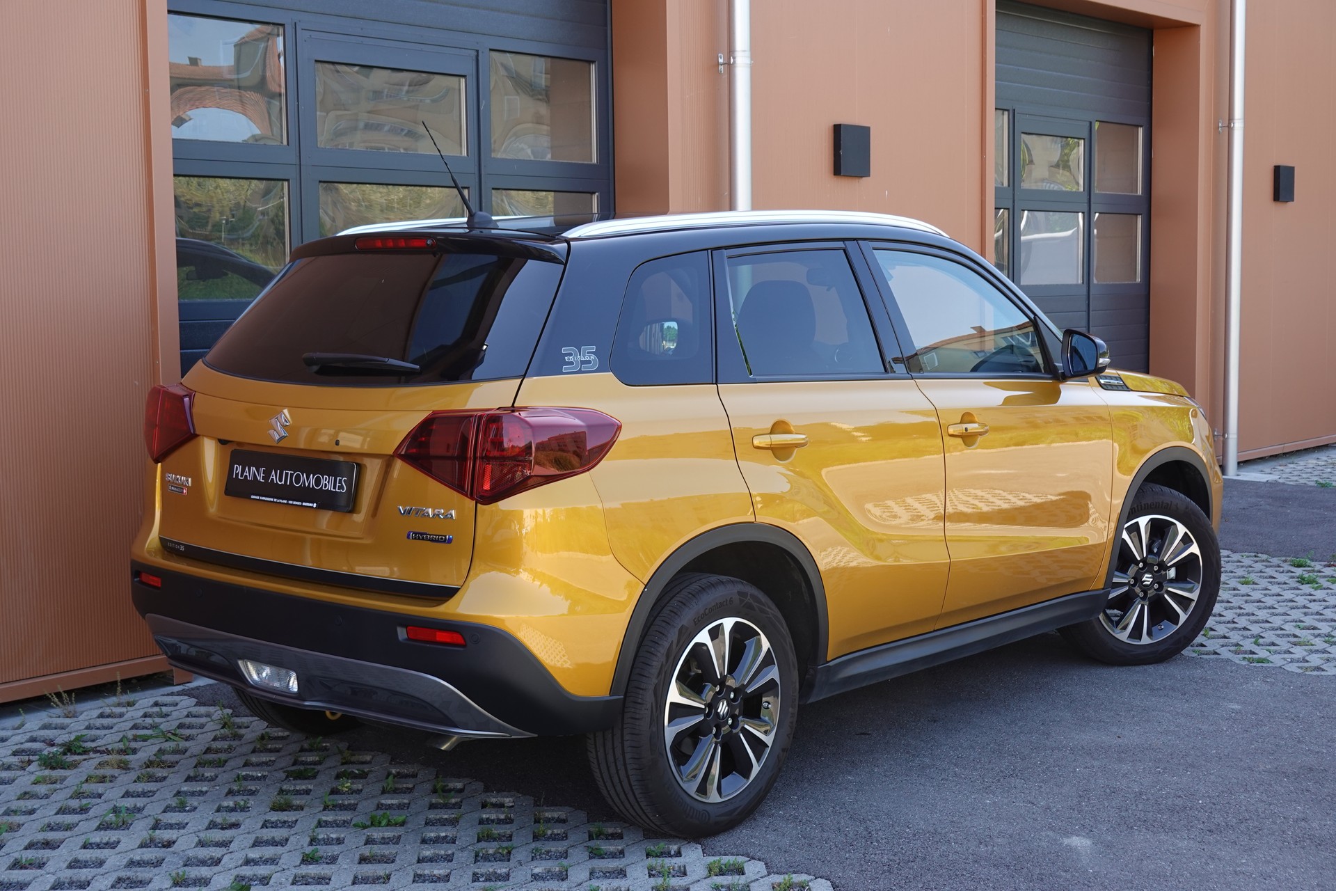 SUZUKI Vitara 1.5 Hybrid Edition 35 Top 4x4 AGS - " Toit Ouvrant * GPS * Caméra * Tempomat Adaptatif * Sièges chauffants "-image-6