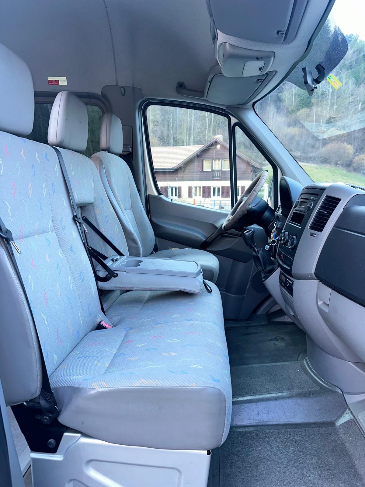 VW Crafter 35 2.5 TDI 109 PS-image-11